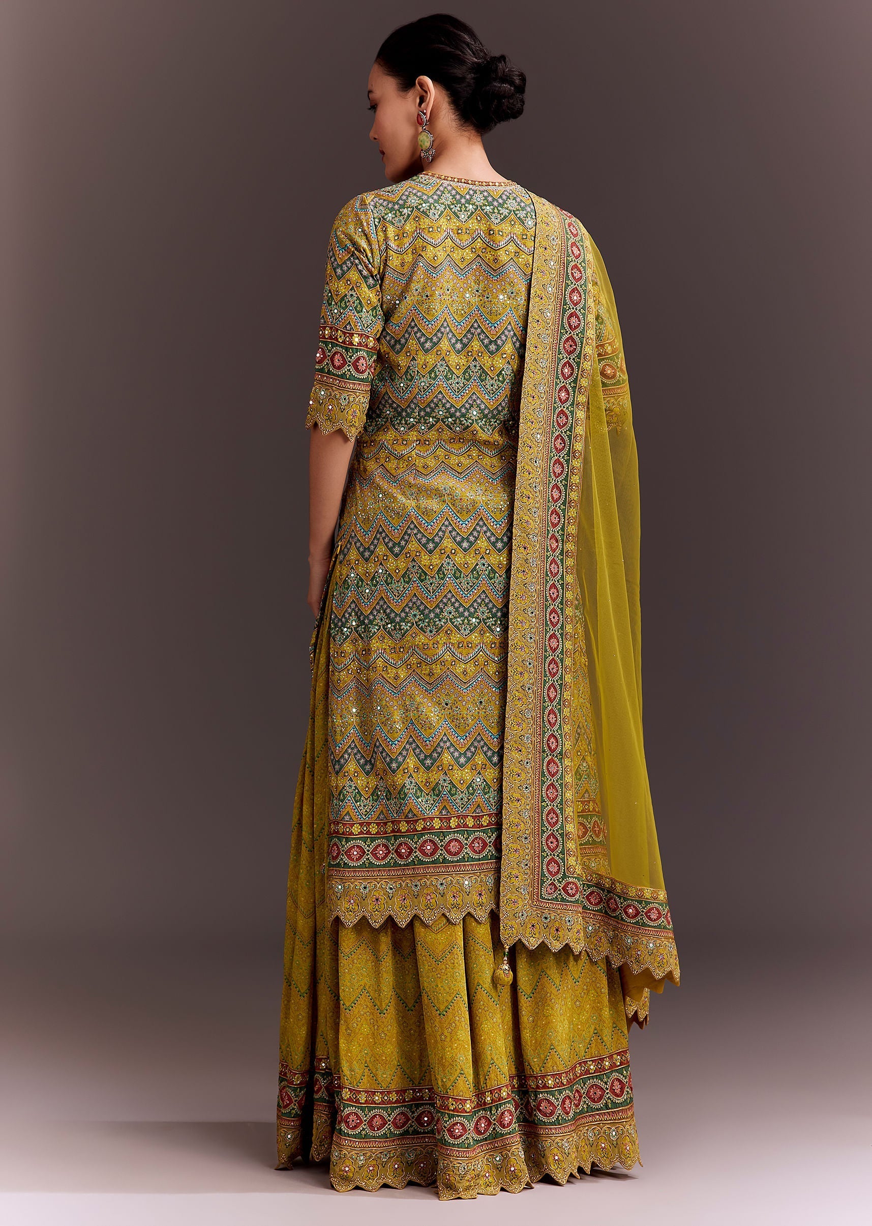 yellow_embroidered_palazzo_suit-sg210317_2__nasto_c244d021-d051-4d49-a4c8-5d974d34e0f8.jpg