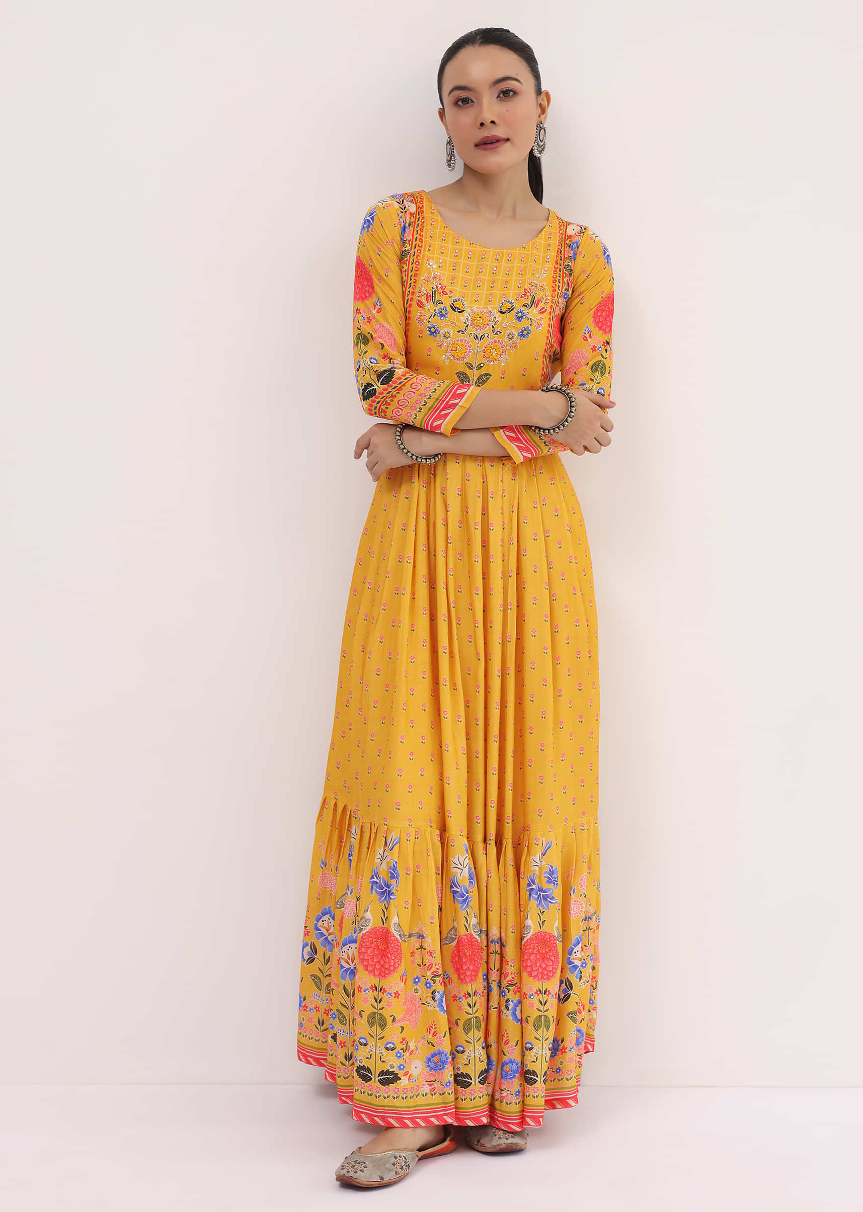 yellow_embroidered_silk_long_kurti-sg227429_7_6681d34e-75bd-4760-88c4-0cdb44029e57.jpg