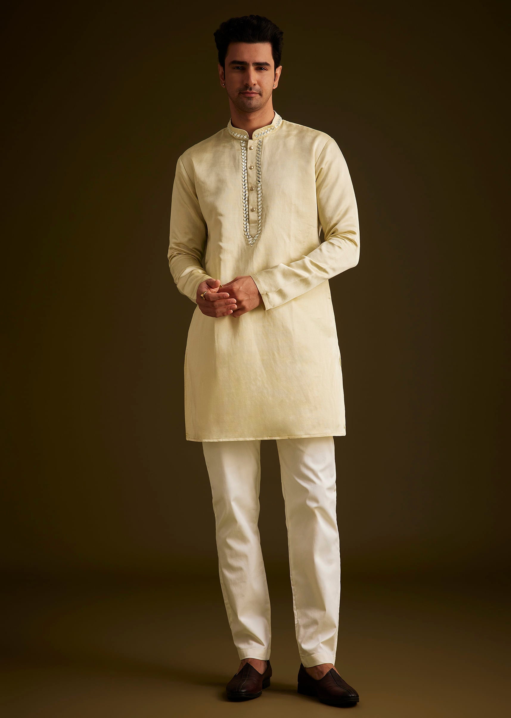 yellow_hand_embroidered_sherwani_set-sg251143_9_ed126253-b7f8-4024-9473-03e592a9862f.jpg