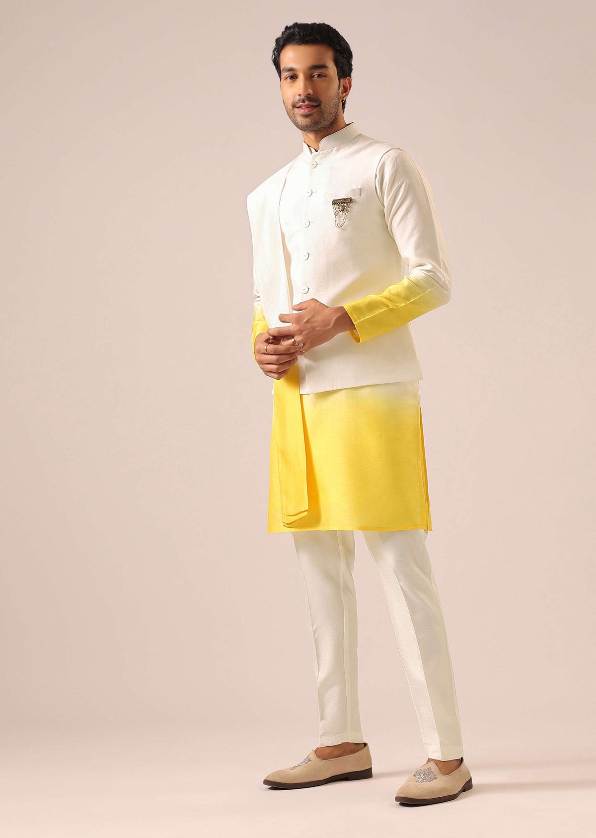yellow_jacket_and_ombre-sg180831_8_b277c846-3cd5-49b2-b9b4-e0c71c329c2c.jpg