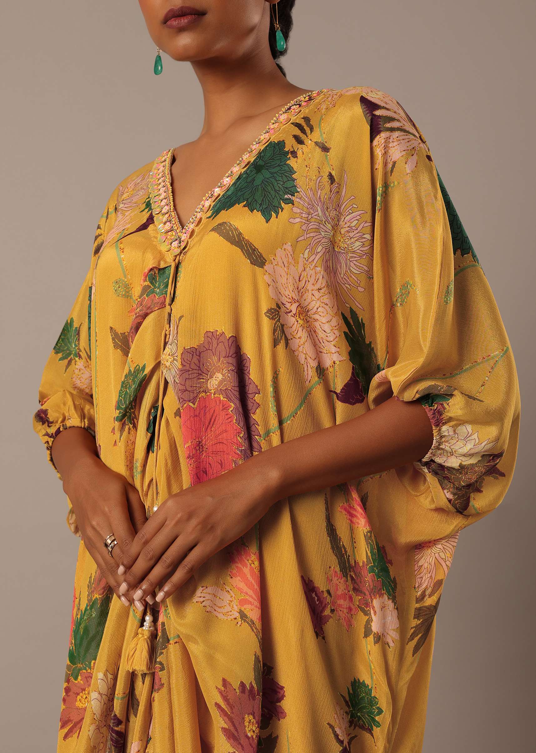 yellow_kaftan_style_kurta_set_with_floral_prints-sg196099_4_0d5d58dc-9b33-41d9-adb0-17a76406c5c8.jpg