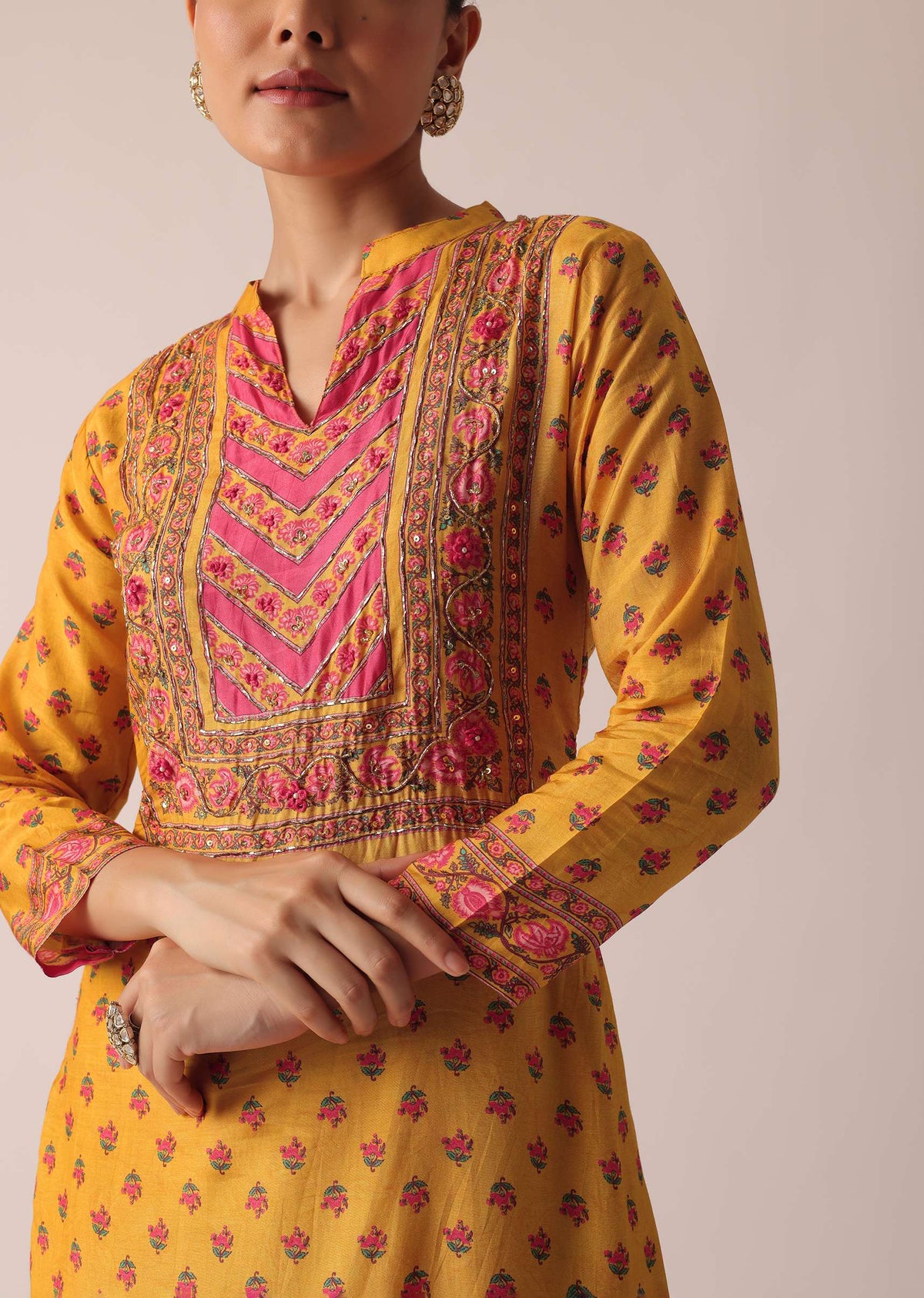 yellow_kurta_and_pant-sg179830_5_6e25268c-83ac-4c26-8aec-4a8bb888643c.jpg