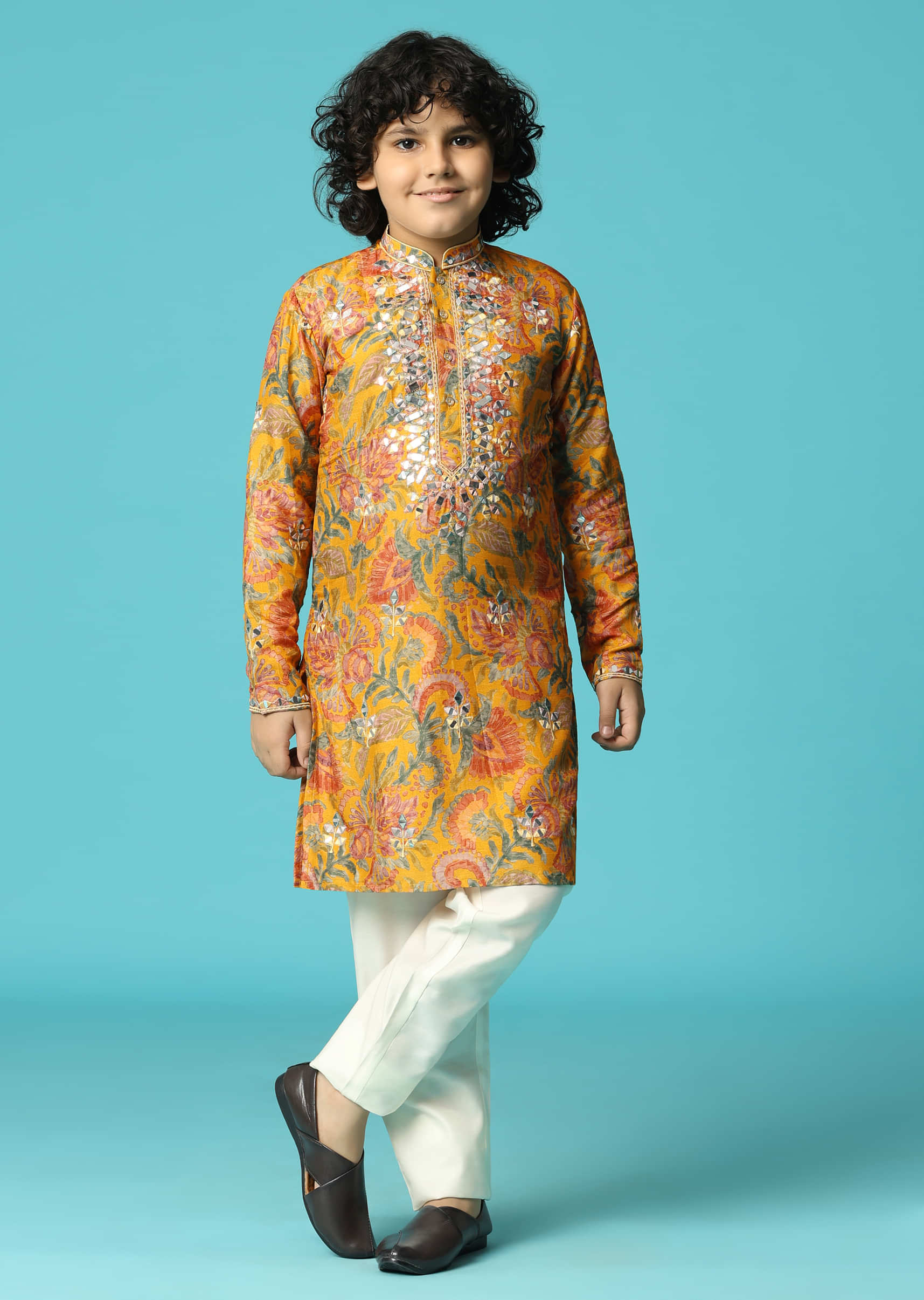 yellow_kurta_pant_with_thread_and_mirror_work_for_boys-sg227943_5_78303d47-1c71-472d-a2fc-f49db2fa019e.jpg