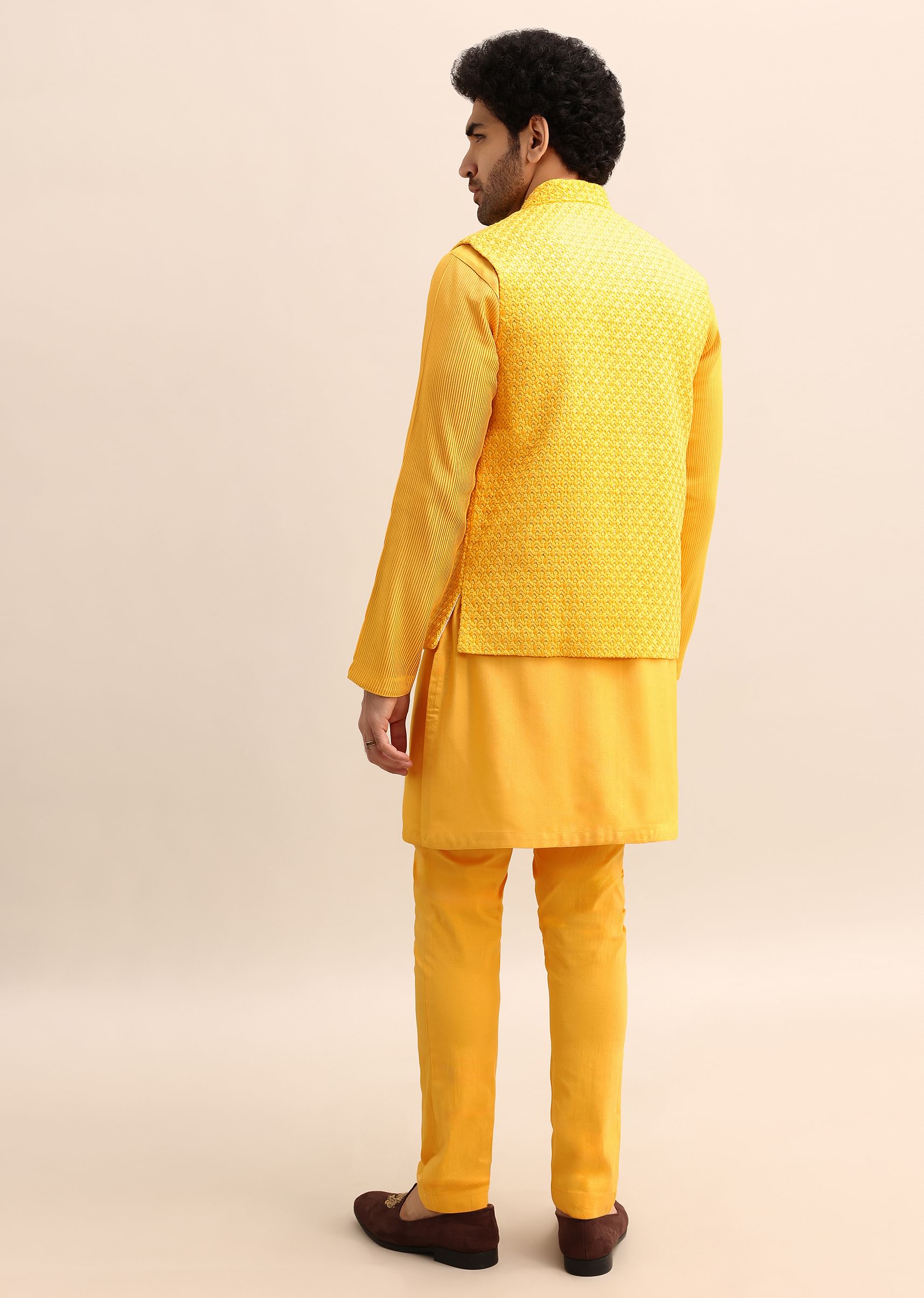 yellow_kurta_set_with_hand_embroidered_-sg233756_11_964fd188-fde6-4997-bee4-49f1a0770ca9.jpg