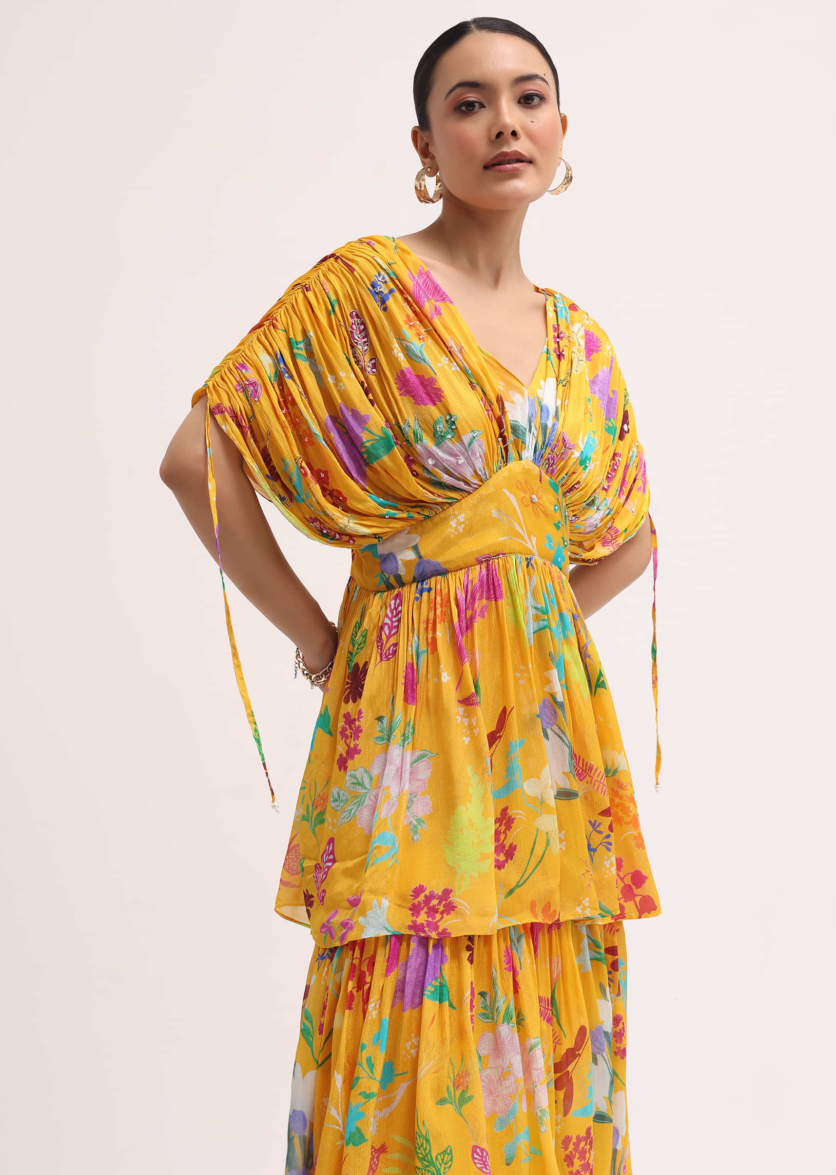 yellow_printed_chiffon_gown-sg197219_5_07f318e6-ba7c-40bb-ac19-2de4d2d0015a.jpg