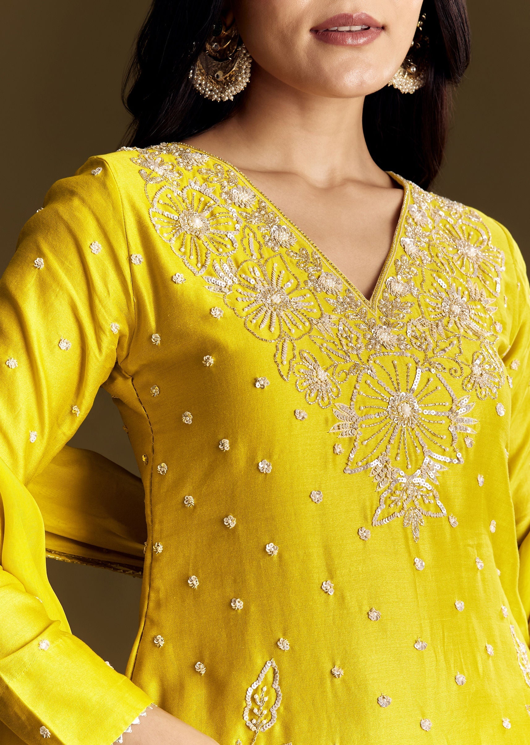 yellow_sharara_suit_with_cut_dana-sg320616-4_6_5114558c-29bd-4add-bac0-4223b0f38ecc.jpg