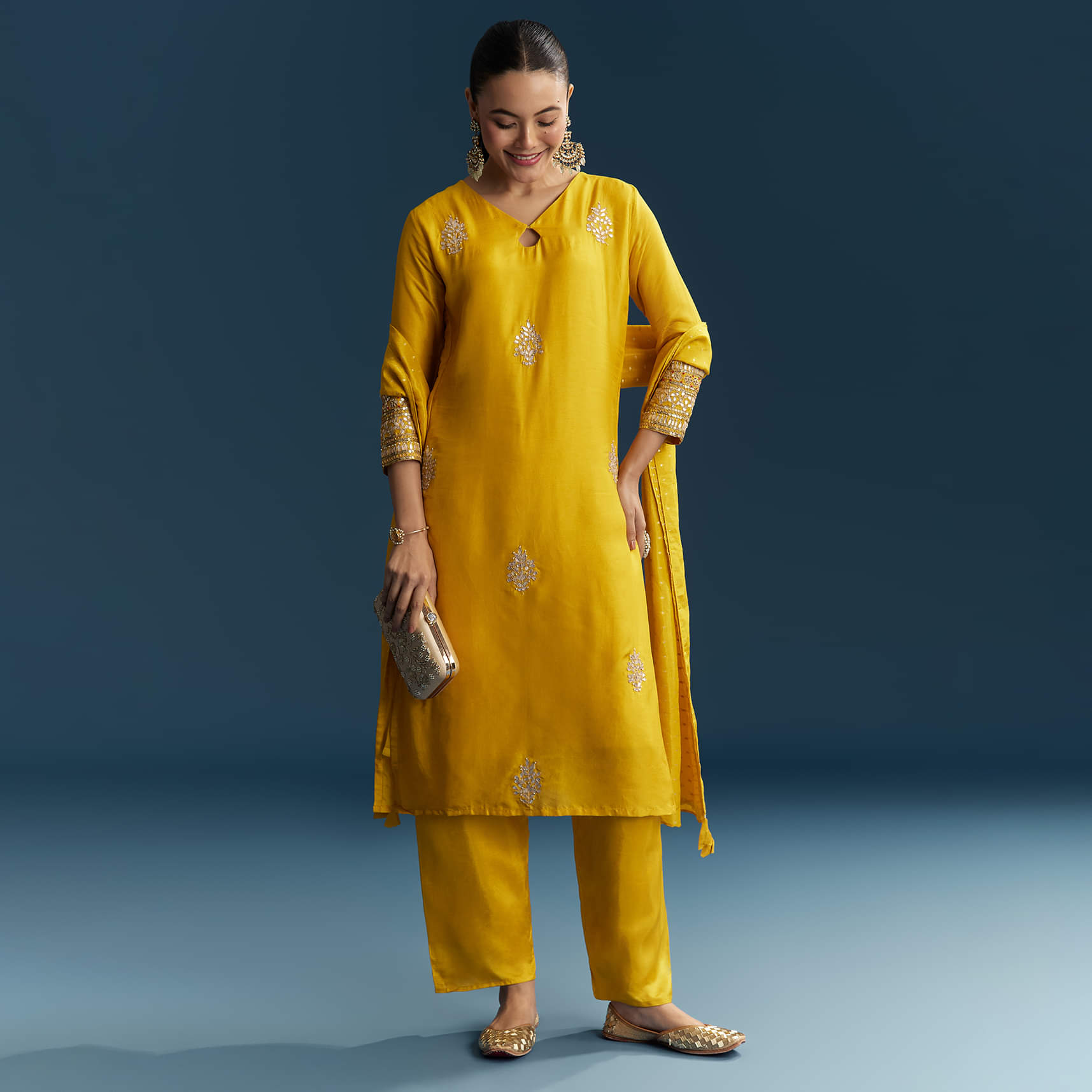 yellow_silk_kurta_set_with_gotta-sg343746-6_7.jpg