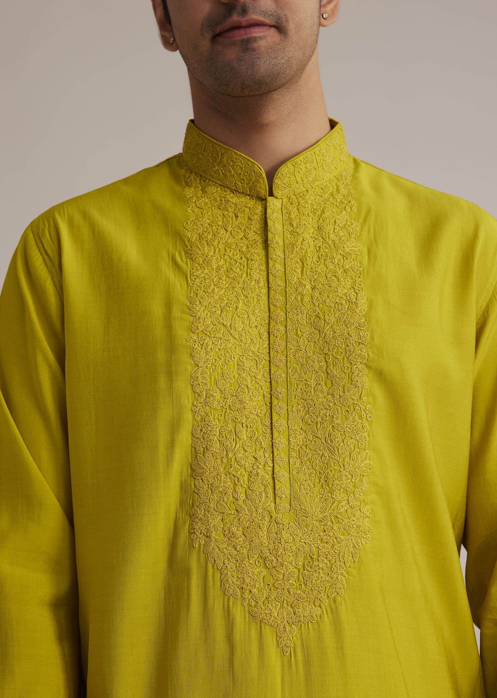 yellow_silk_kurta_with_thread_embroidery-sg259168_5_a36dad79-999e-4a22-ac31-0a3e2ee8bffc.jpg