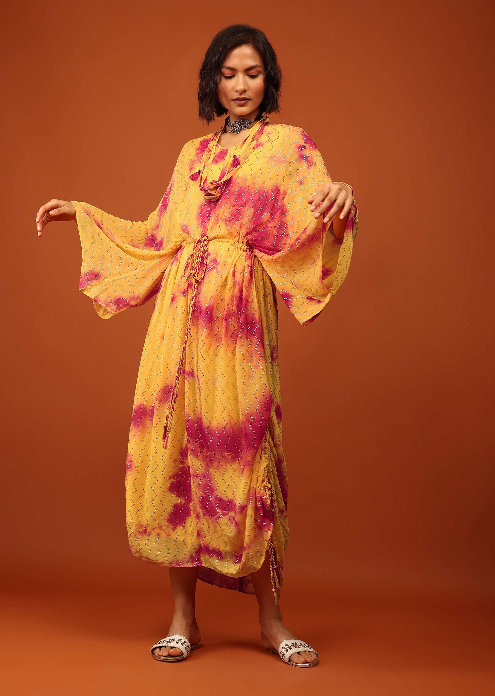 yellow_tie-dye_kaftan_set_in_v_neckline_with_a_tie-up_tassel-sg109331_4_b2e3c711-ac8f-4363-a1b6-3c57b5dea077.jpg