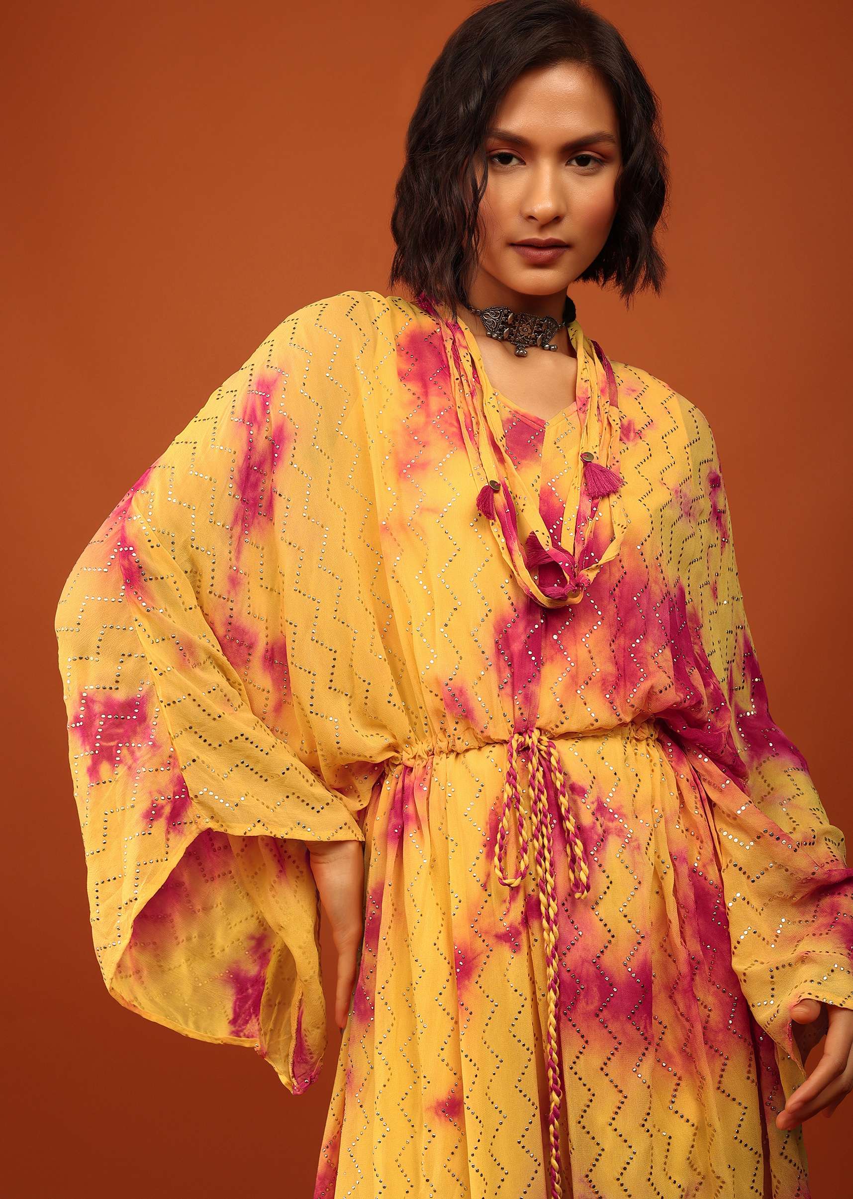 yellow_tie-dye_kaftan_set_in_v_neckline_with_a_tie-up_tassel-sg109331_6_e3dbc38d-f2dd-4b5e-b670-d9785e38aa97.jpg