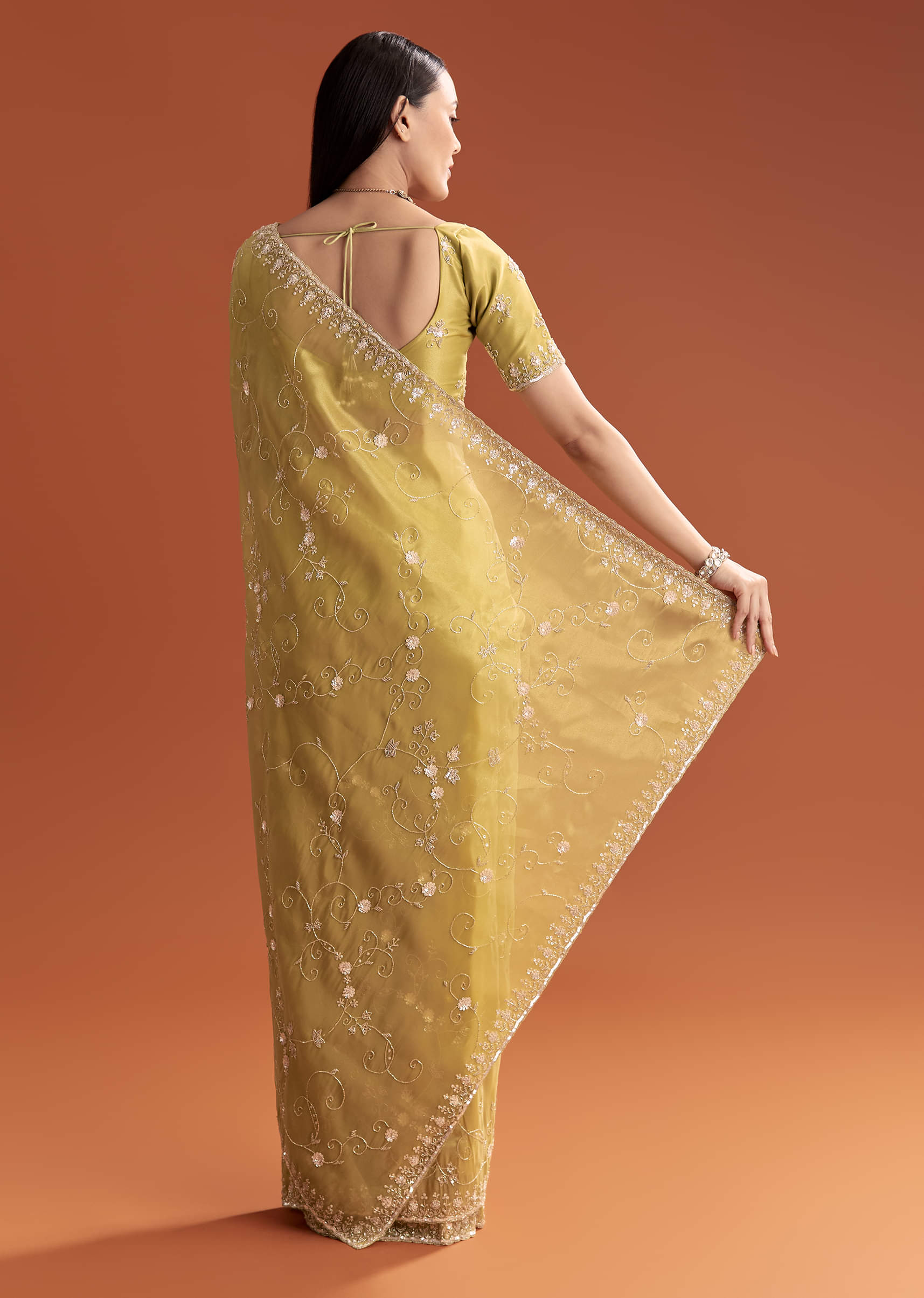yellow_tissue_saree_with_floral_embroidery_and_cutdana-sg317946-9_4.jpg