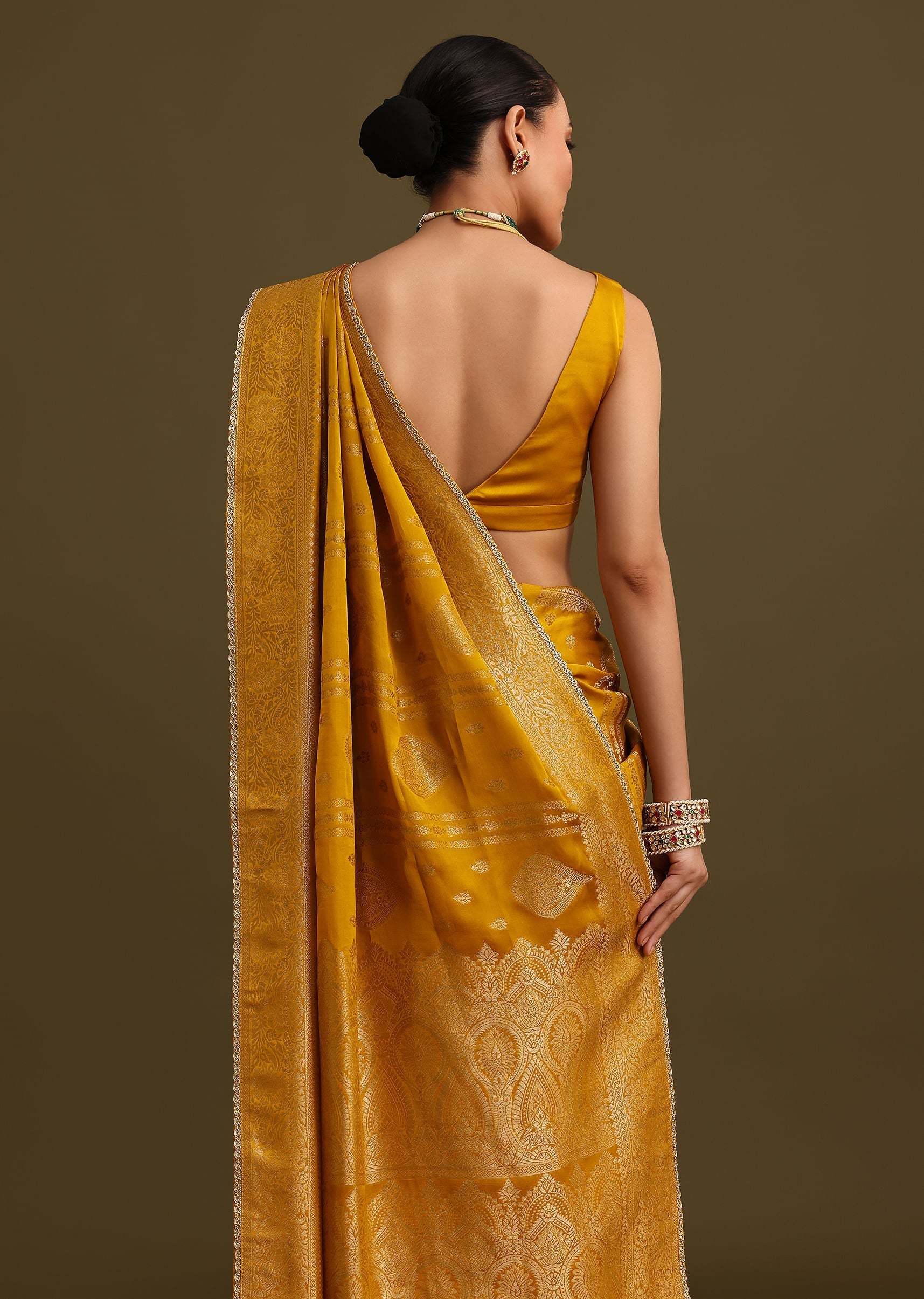 yellow_zari_weave_saree_with_unstitched_blouse-sg264709_7_2c3216d6-6e1d-434d-a7af-7ed033cc5e1d.jpg